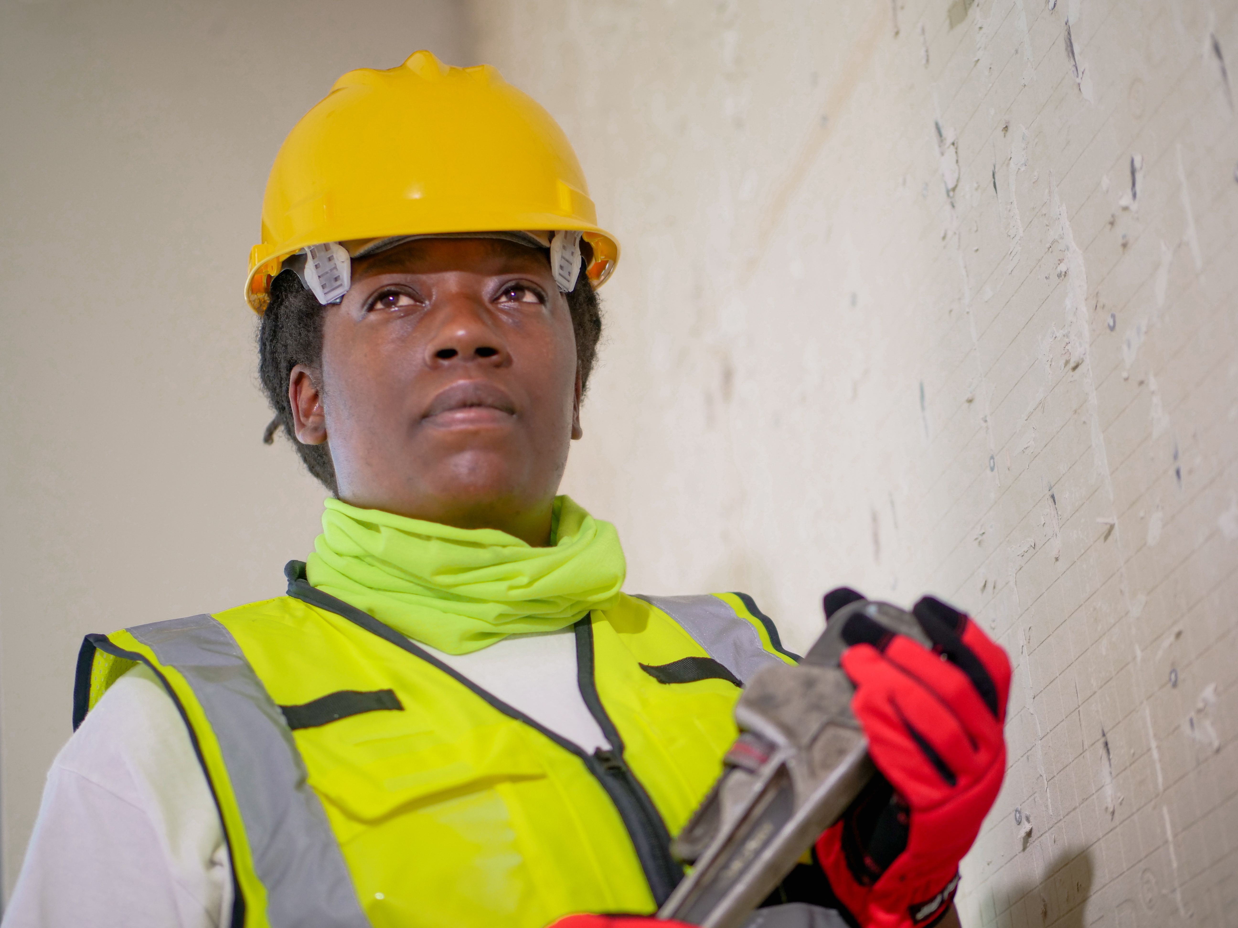 Carlos Services · Multi-trade services, 24h
